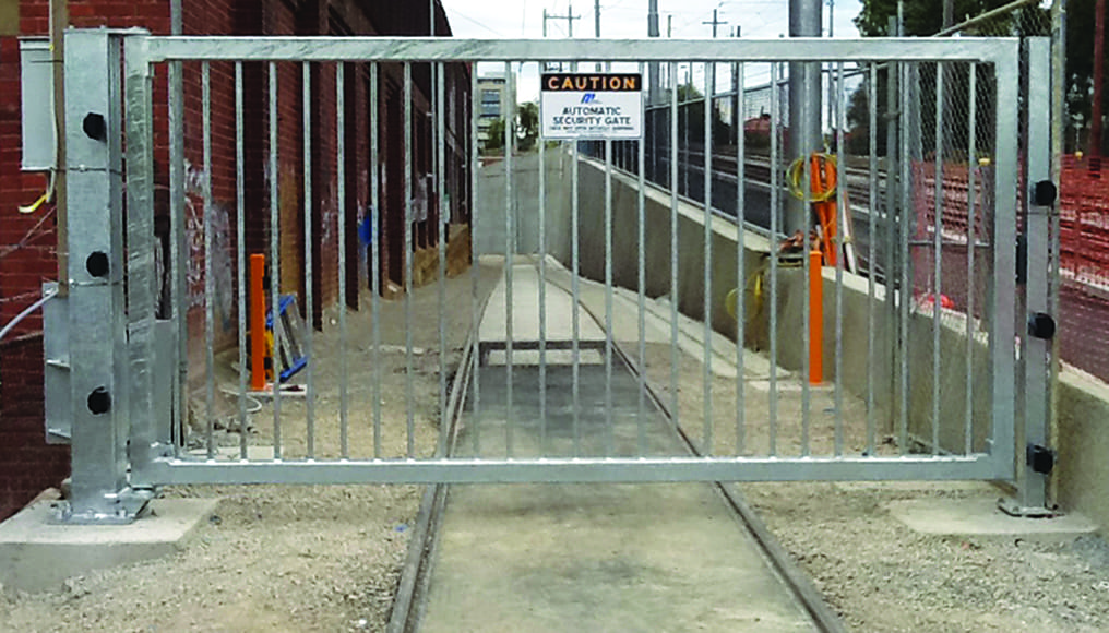 Swing Gate Mrsg Rail 01